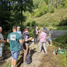 Durch die Muckeshardt über die Hüttenwiese in den Hauberg auf den Breiten Hähnen